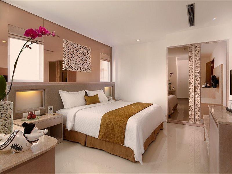 Kuta Angel Hotel - Luxurious Living Buitenkant foto