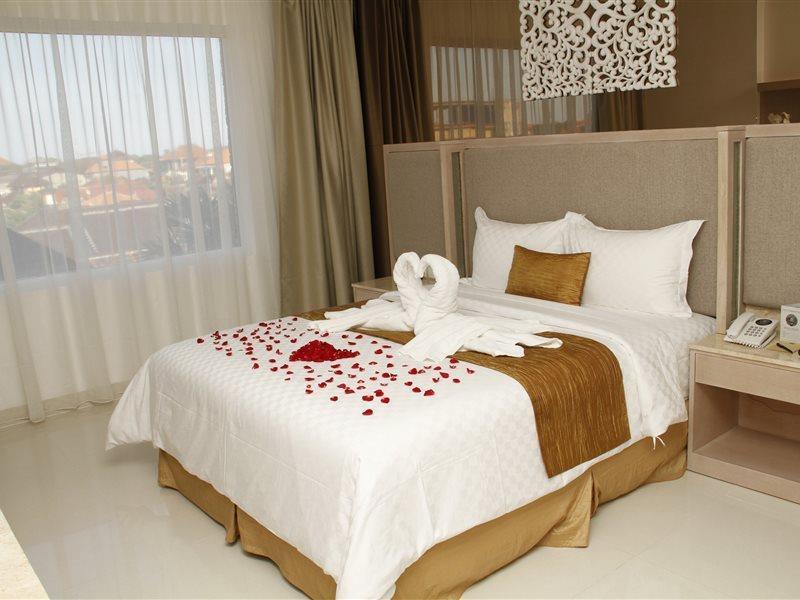 Kuta Angel Hotel - Luxurious Living Buitenkant foto