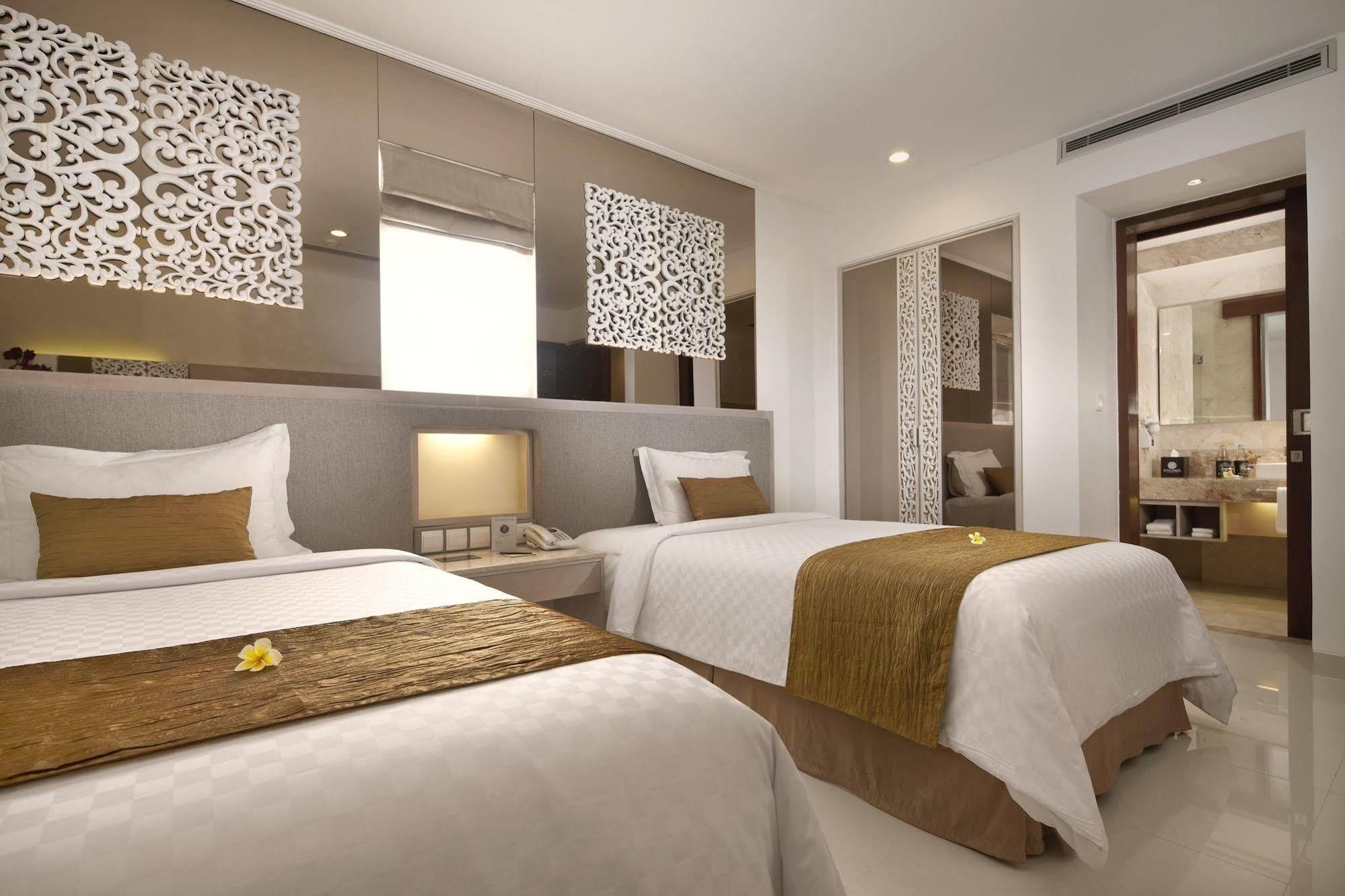 Kuta Angel Hotel - Luxurious Living Buitenkant foto